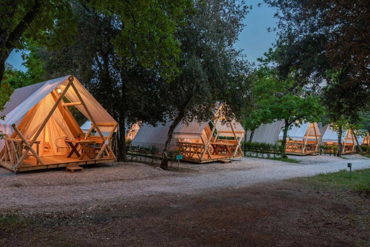 Eco Glamping- Fkk Nudist Camping Solaris โปเรช ภายนอก รูปภาพ