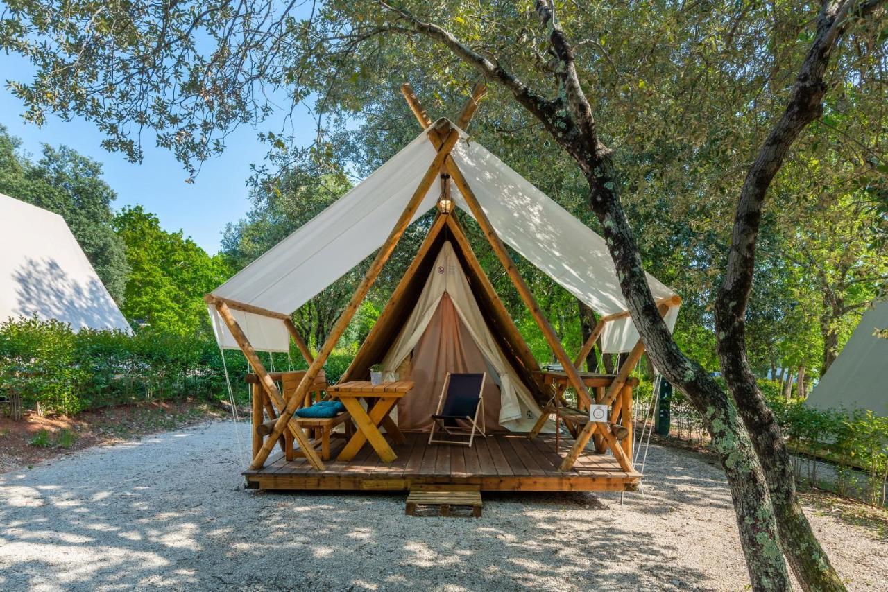 Eco Glamping- Fkk Nudist Camping Solaris โปเรช ภายนอก รูปภาพ