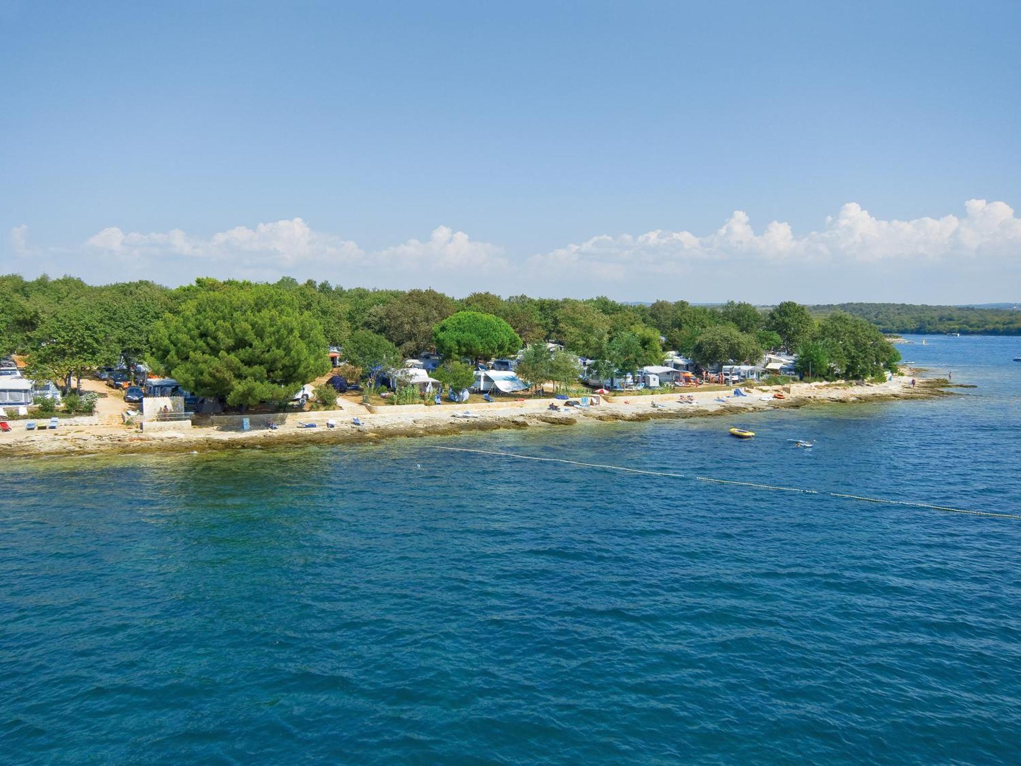 Eco Glamping- Fkk Nudist Camping Solaris โปเรช ภายนอก รูปภาพ